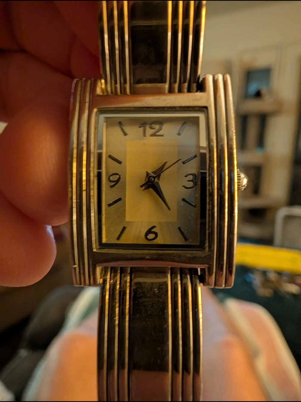 Silver Rectangular Dial Wristwatch With Quartz Movement Brand New Battery